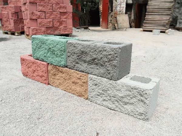 Виды и параметры бетонных блоков для забора